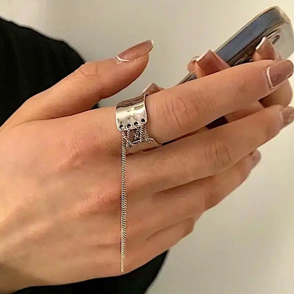 Silver Trendy Lace Up Ring - Picture 3 of 14